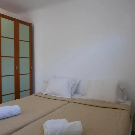 Ultramare 2 Door Sea View With Pool Villa