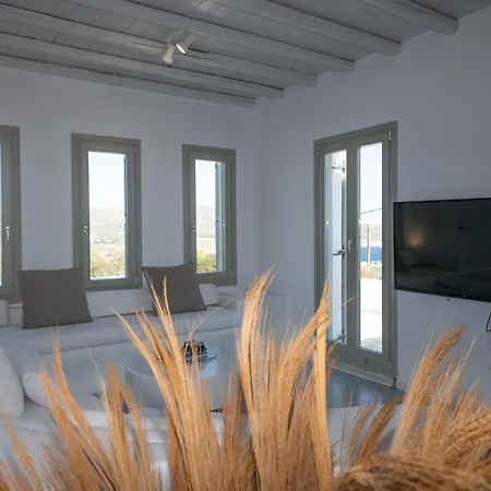 Ultramare 2 Door Sea View With Pool