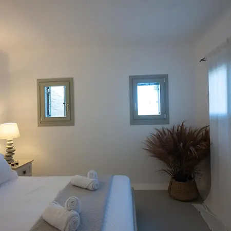 Ultramare 2 Door Sea View With Pool Villa